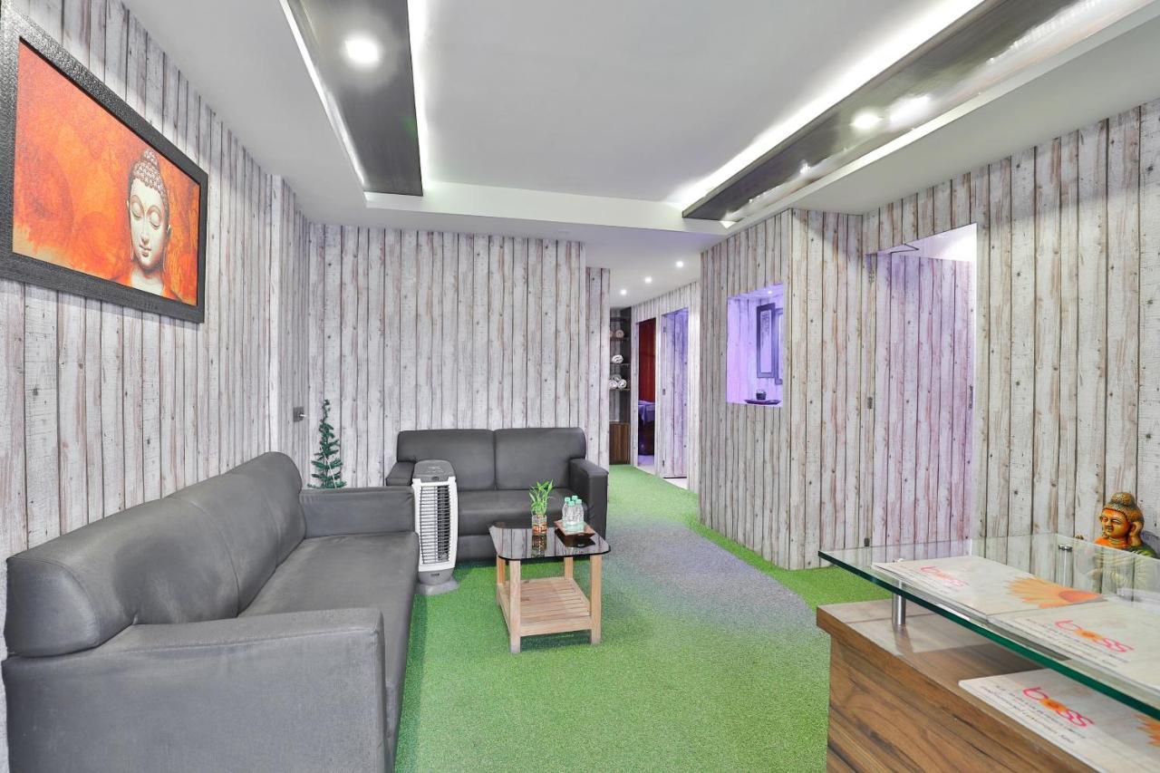 ואפי Oyo 19637 Hotel Mansi Sherotene מראה חיצוני תמונה